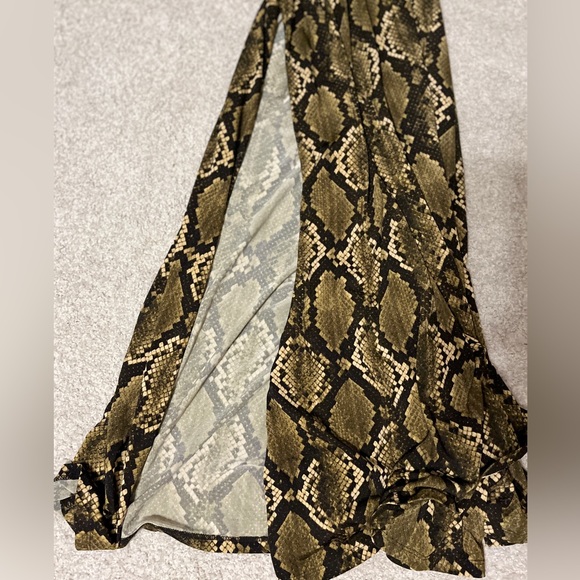 Michael Kors snake print maxi dress W/ one sided slit up leg size M - Picture 11 of 13
